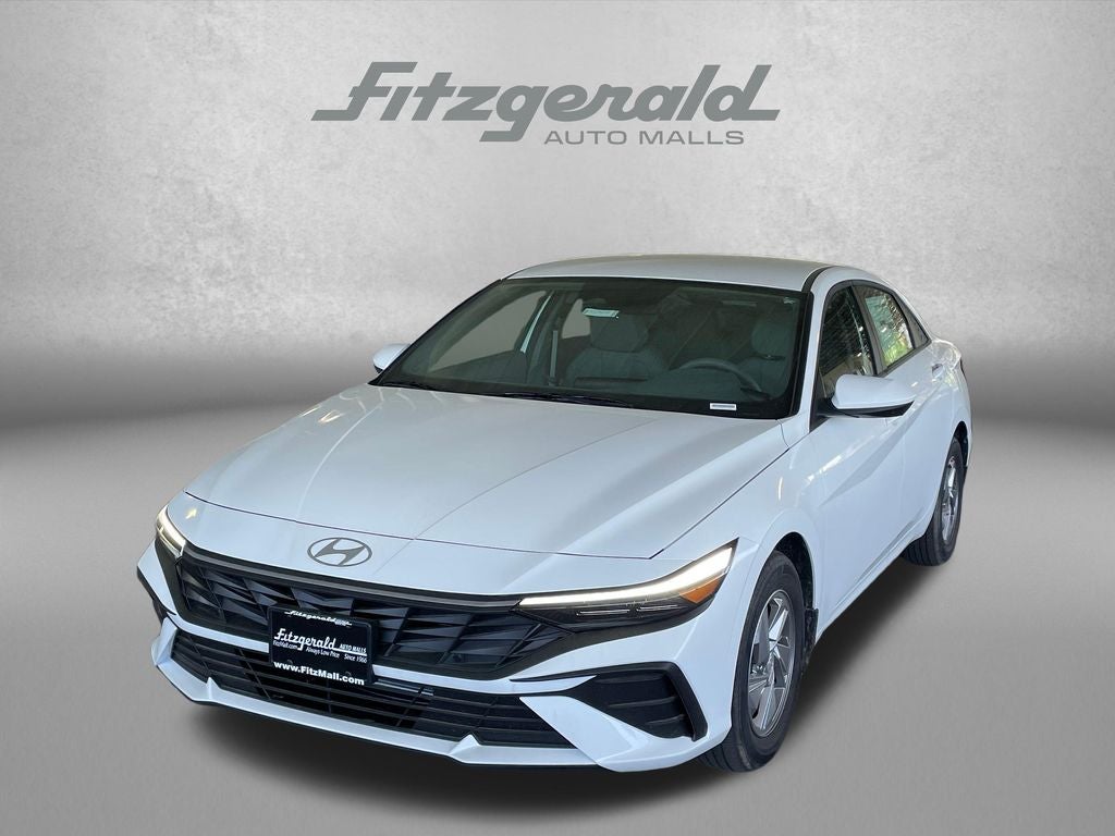 2026 Hyundai ELANTRA SE