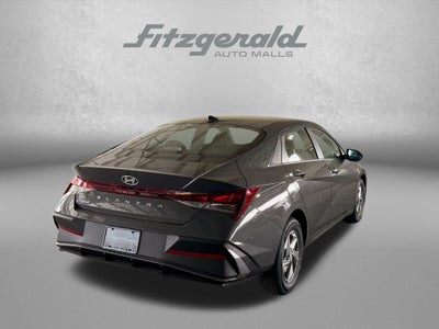 2026 Hyundai ELANTRA SE