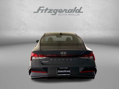 2026 Hyundai ELANTRA SE