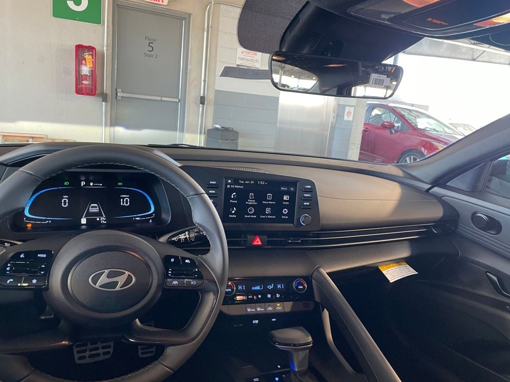 2025 Hyundai ELANTRA SEL Sport