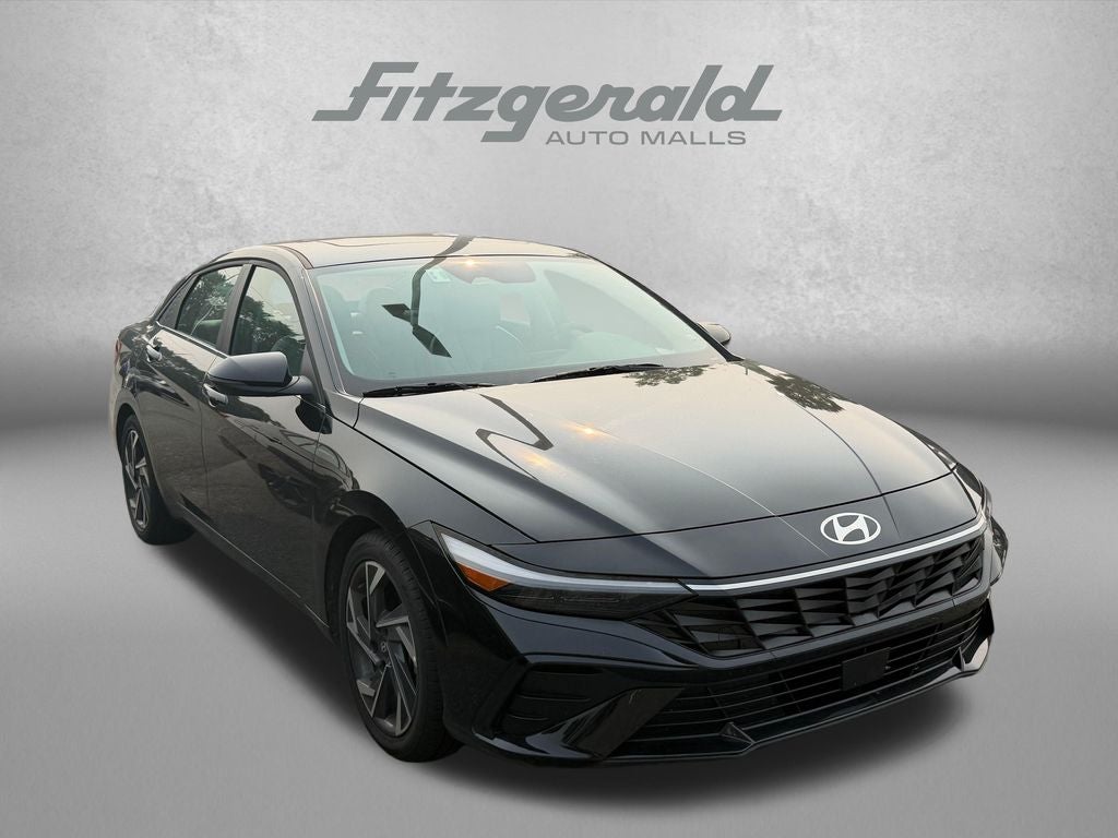 2025 Hyundai ELANTRA Limited