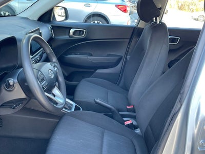 2022 Hyundai VENUE SE