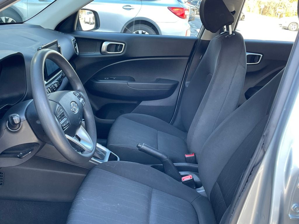 2022 Hyundai VENUE SE