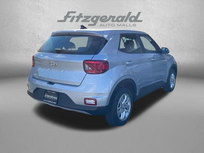 2022 Hyundai VENUE SE