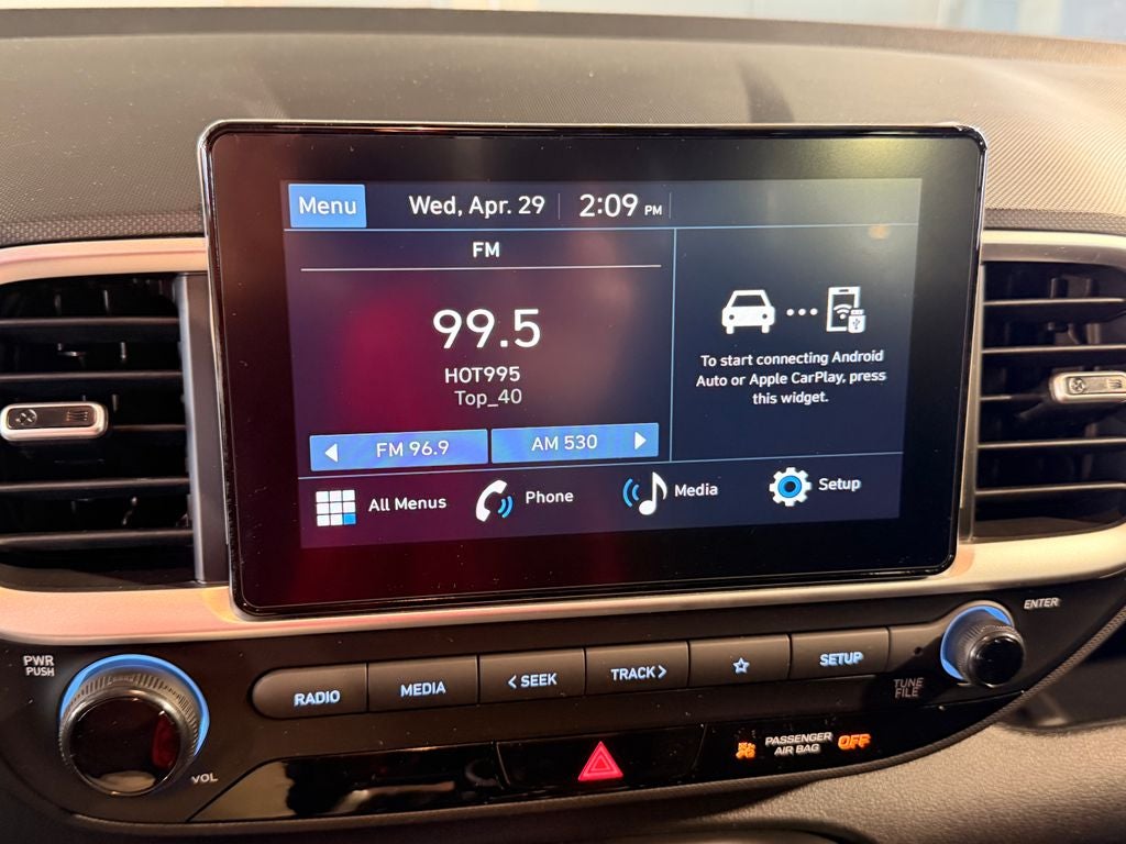 2026 Hyundai VENUE SE