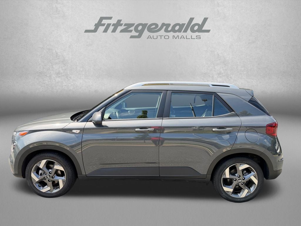 2025 Hyundai VENUE SEL