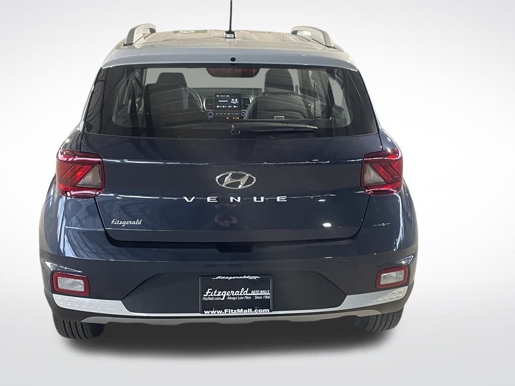 2026 Hyundai VENUE SEL W/Two-Tone Roof