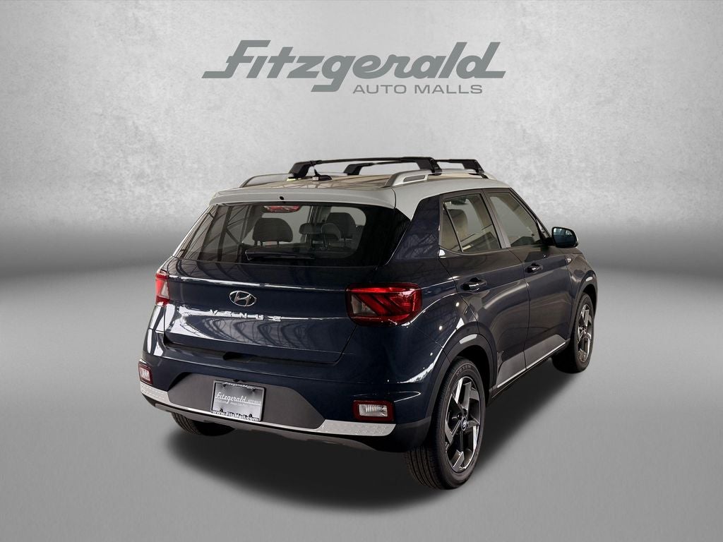 2026 Hyundai VENUE SEL W/Two-Tone Roof