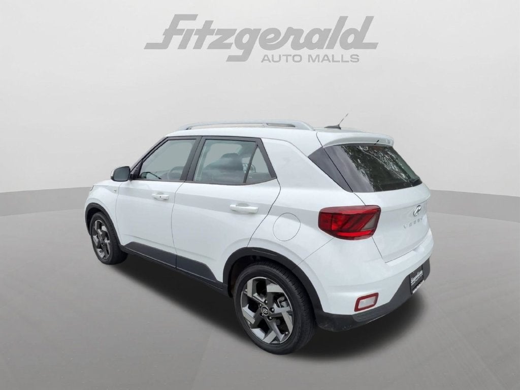 2025 Hyundai VENUE SEL