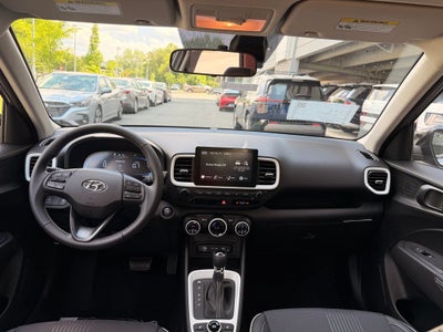 2026 Hyundai VENUE SEL W/Two-Tone Roof