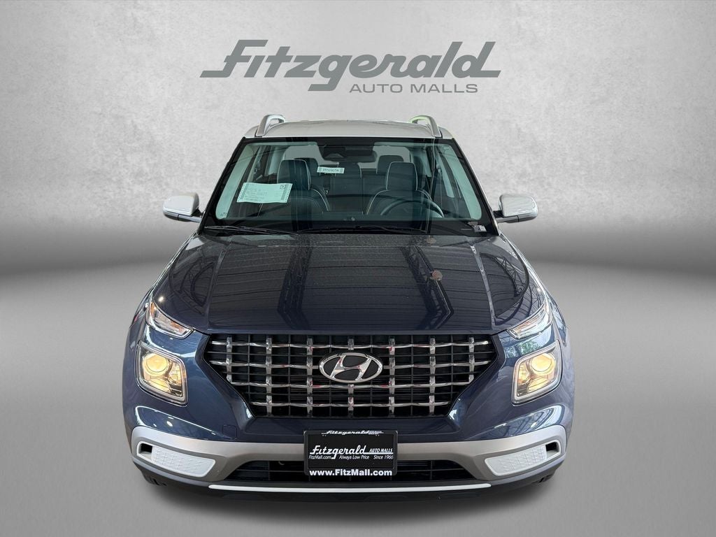 2026 Hyundai VENUE SEL W/Two-Tone Roof