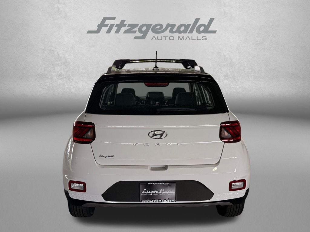 2026 Hyundai VENUE SEL W/Two-Tone Roof