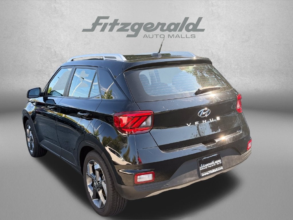 2025 Hyundai VENUE SEL