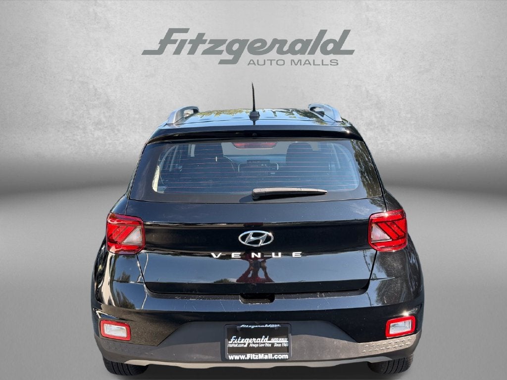 2025 Hyundai VENUE SEL