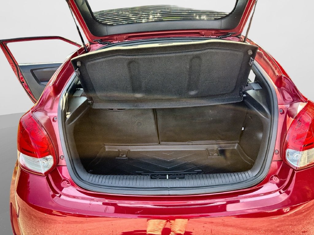 2015 Hyundai VELOSTER Base