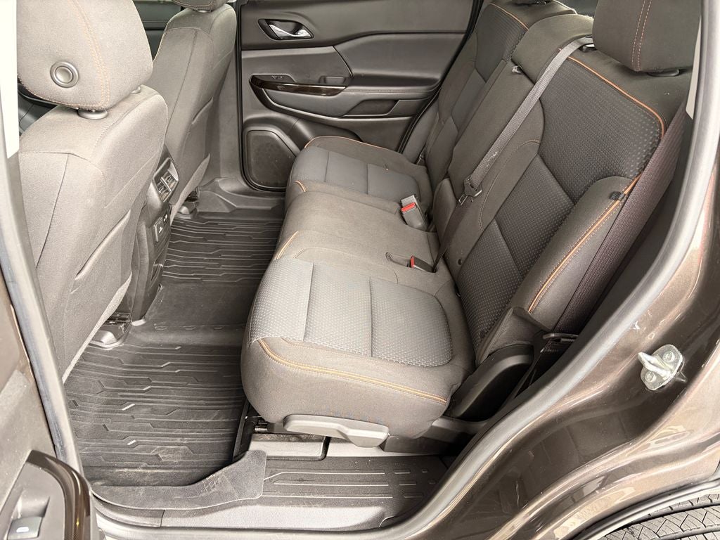 2020 GMC Acadia AT4
