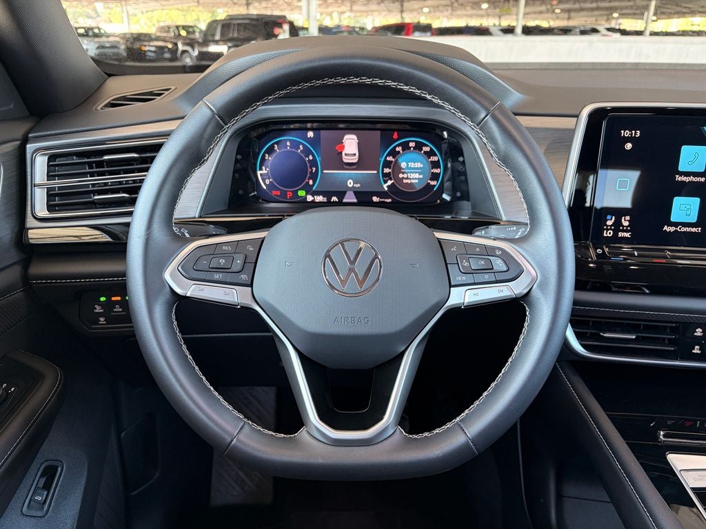 2026 Volkswagen Atlas Cross Sport 2.0T SE w/Technology