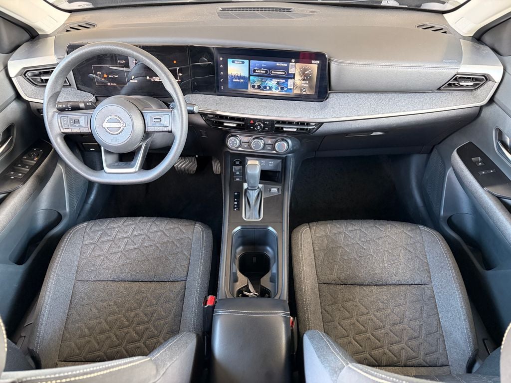 2025 Nissan Kicks MPV SV