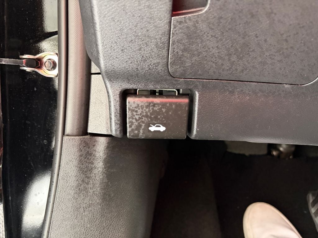 2025 Nissan Kicks MPV SV