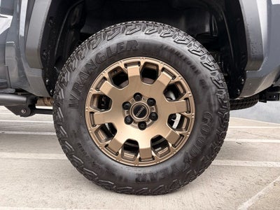 2025 Toyota Tacoma i-FORCE MAX Trailhunter