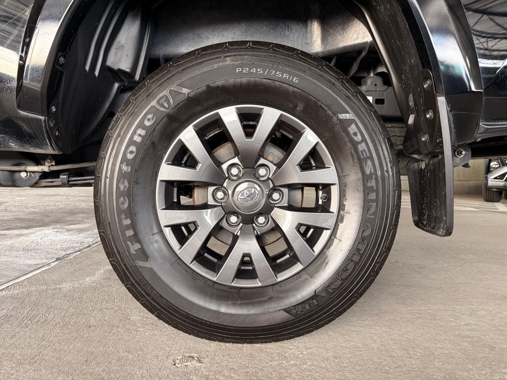 2022 Toyota TACOMA SR5 SR5