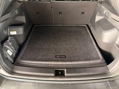 2025 Volkswagen Tiguan 2.0T SE R-Line Black