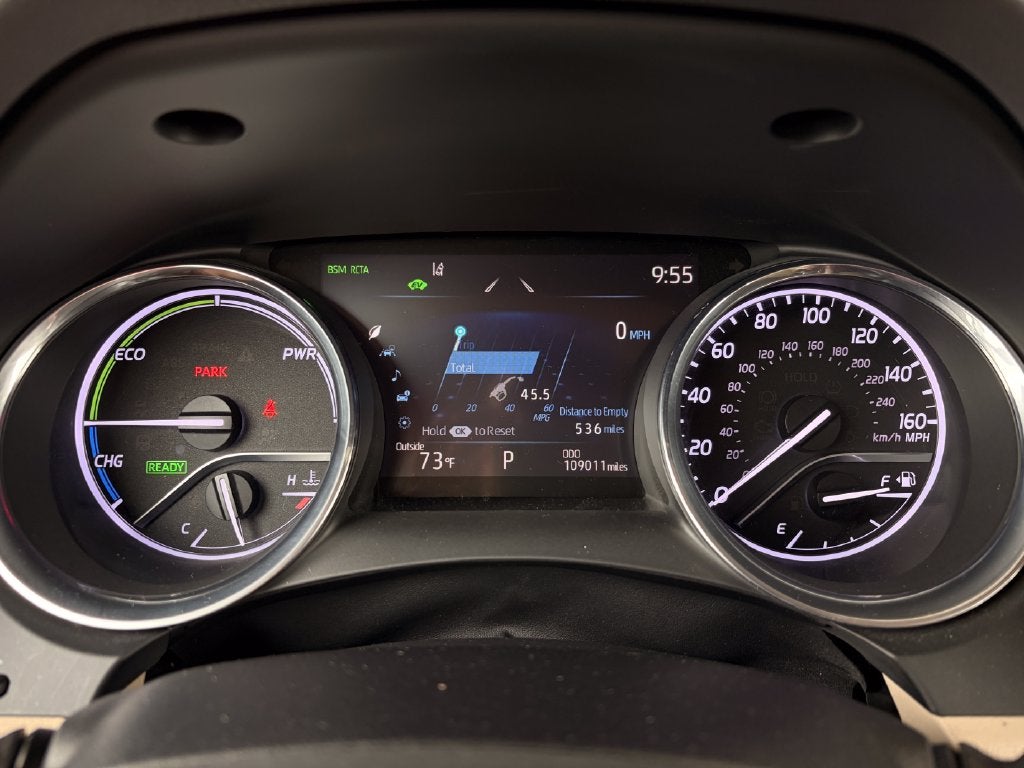 2019 Toyota Camry Hybrid XLE
