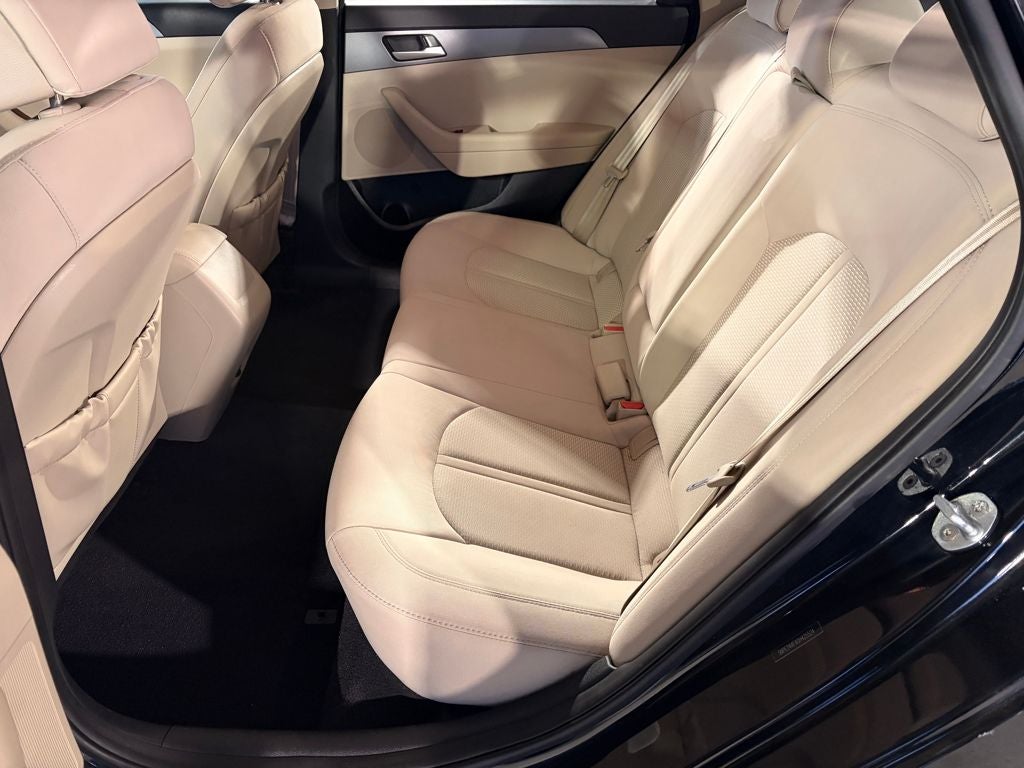 2016 Hyundai SONATA Base