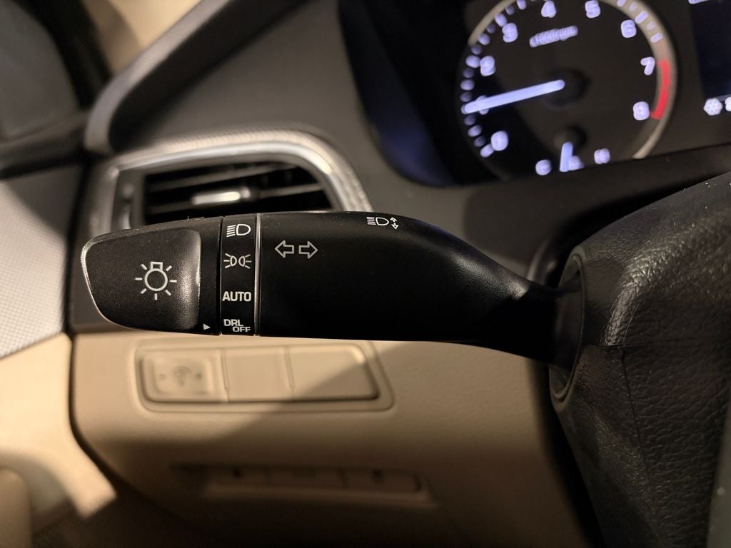 2016 Hyundai SONATA Base