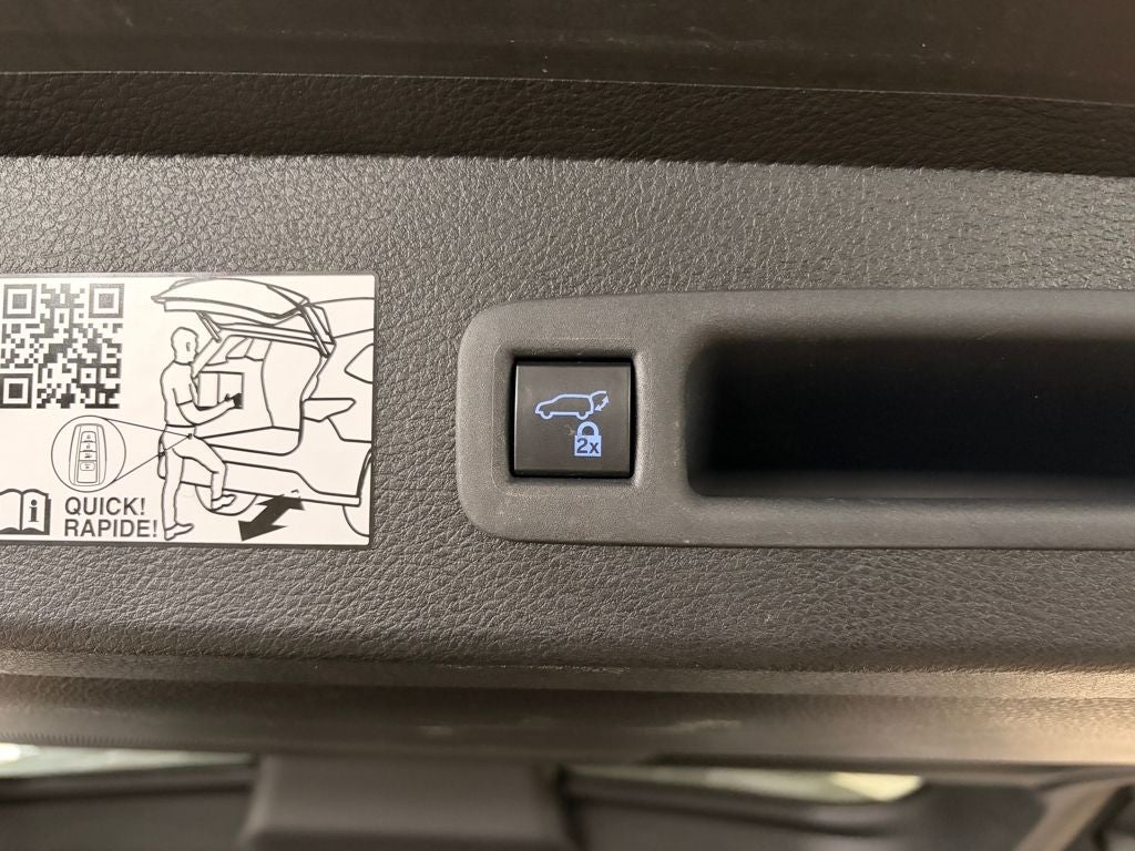 2023 Toyota SIENNA XSE AWD XSE 7 Passenger