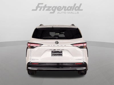 2026 Toyota Sienna Platinum 7 Passenger