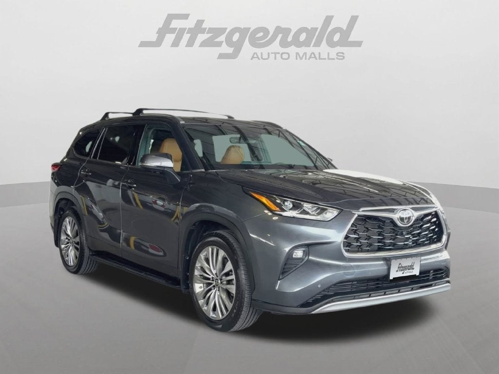 2022 Toyota Highlander Platinum