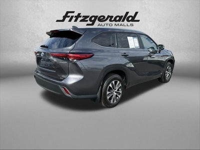 2022 Toyota HIGHLANDER HYBRD XLE