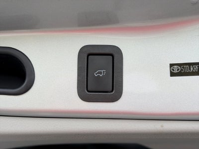 2014 Toyota HIGHLANDER XLE V6