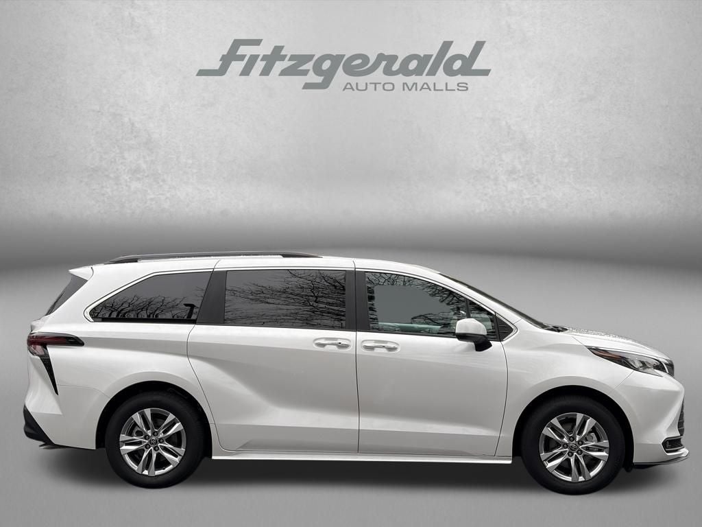 2025 Toyota SIENNA XLE AWD XLE 7 Passenger