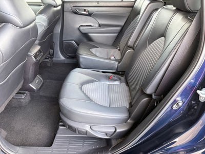 2025 Toyota Highlander XSE