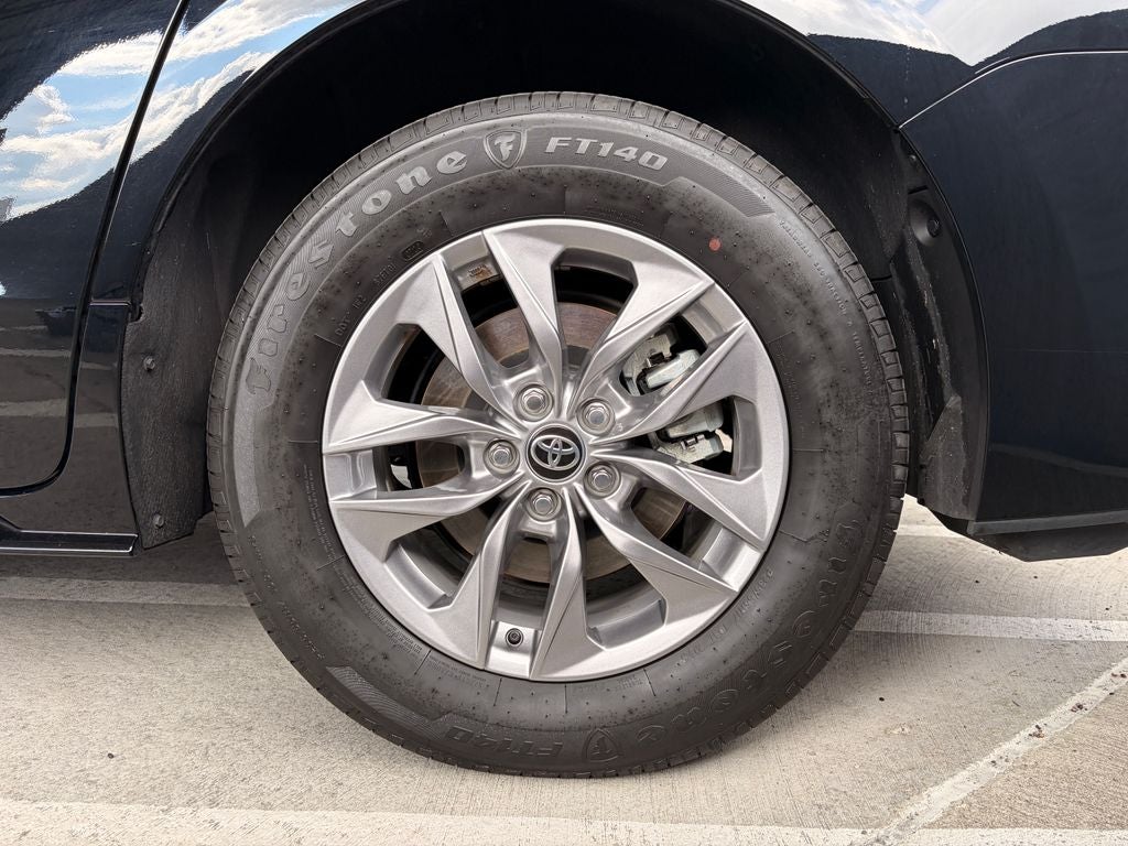 2026 Toyota Sienna LE 8 Passenger
