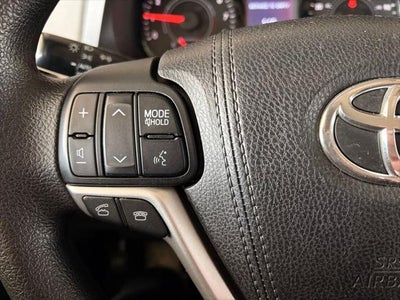 2017 Toyota SIENNA LE 3.5L LE 8 Passenger