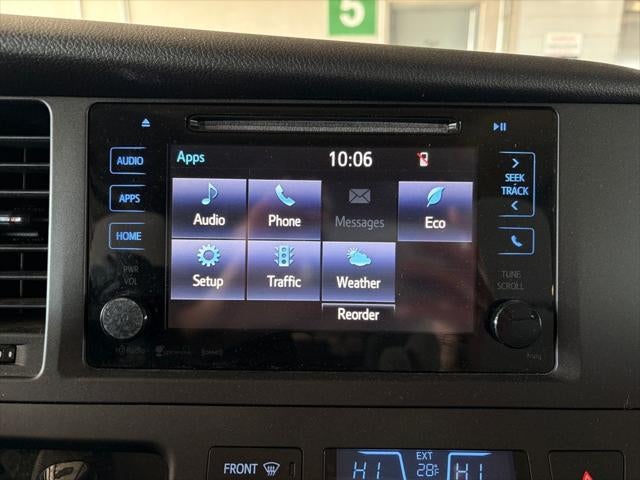 2017 Toyota SIENNA LE 3.5L LE 8 Passenger