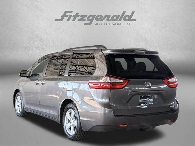 2017 Toyota SIENNA LE 3.5L LE 8 Passenger