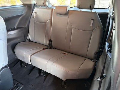 2026 Toyota Sienna XLE 8 Passenger