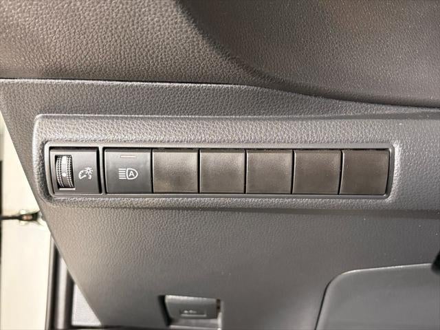 2022 Toyota COROLLA SE Nightshade