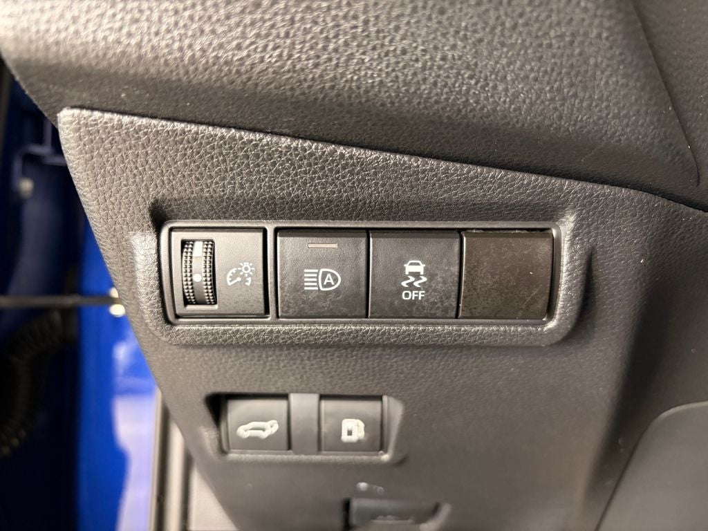 2023 Toyota Corolla Cross Hybrid XSE