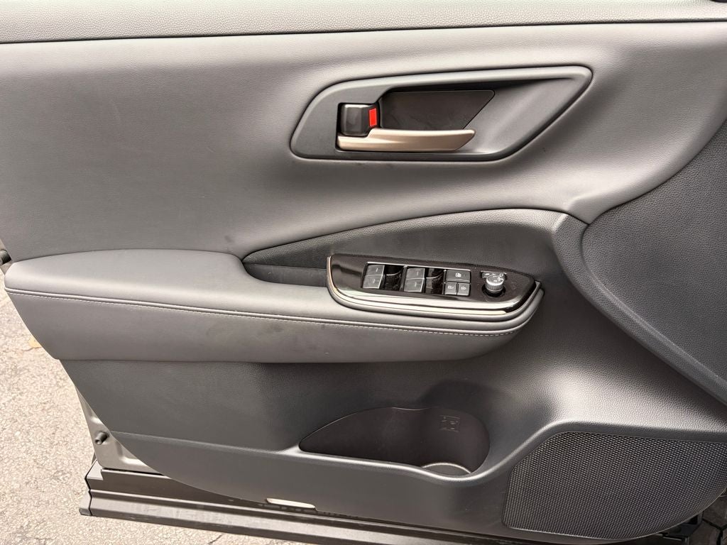 2026 Toyota CROWN XLE