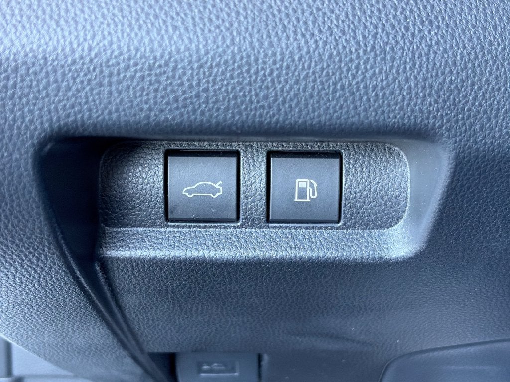 2023 Toyota Toyota Crown Limited