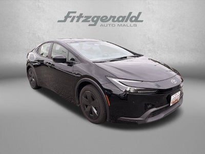 2025 Toyota Prius LE