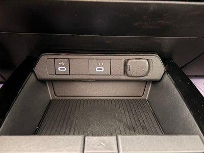 2024 Toyota PRIUS PRIME XSE Premium