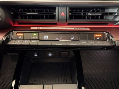 2026 Toyota PRIUS XSE XSE