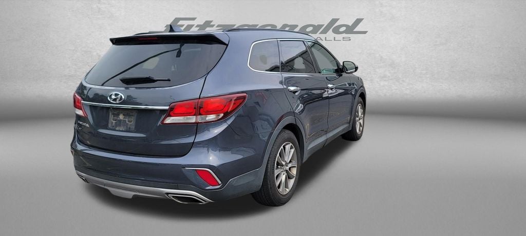 2017 Hyundai SANTA FE SE