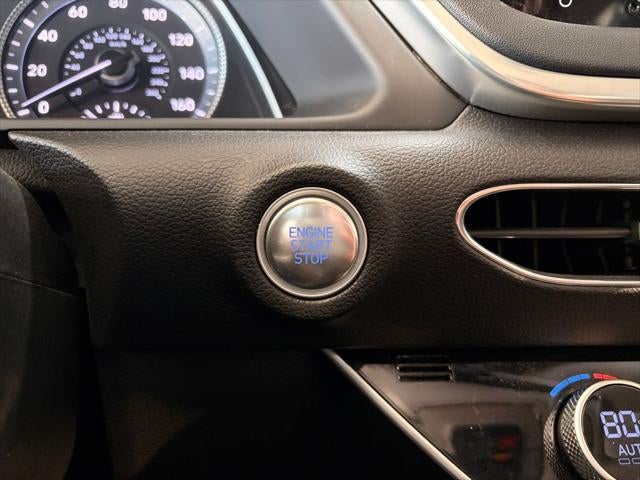 2022 Hyundai SONATA SEL